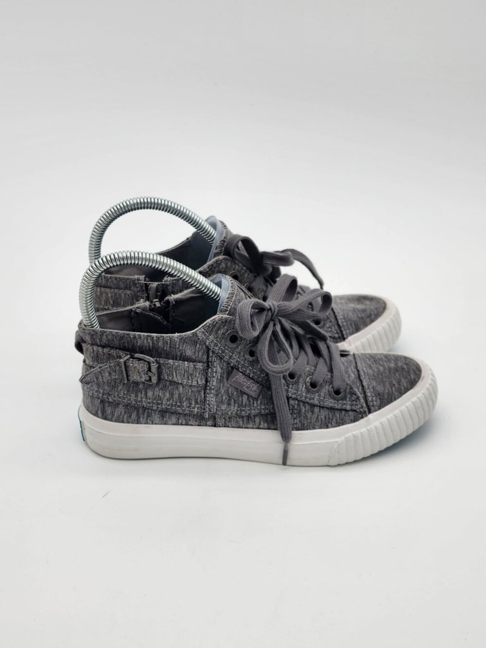 Grey/White Low-Top Side Strap Sneakers | Women's 6 - Picture 3 of 13